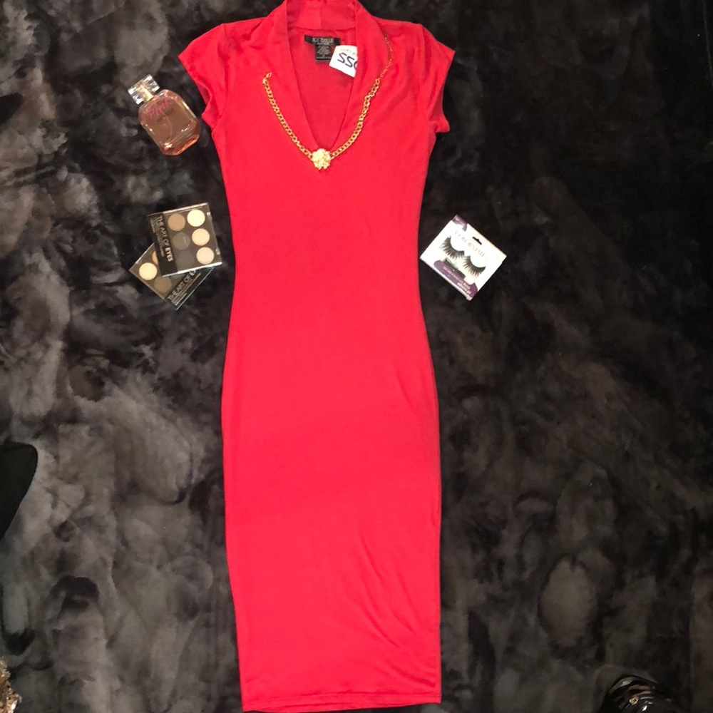 ✨🌶🌶RED BODY-CON DRESSE✨